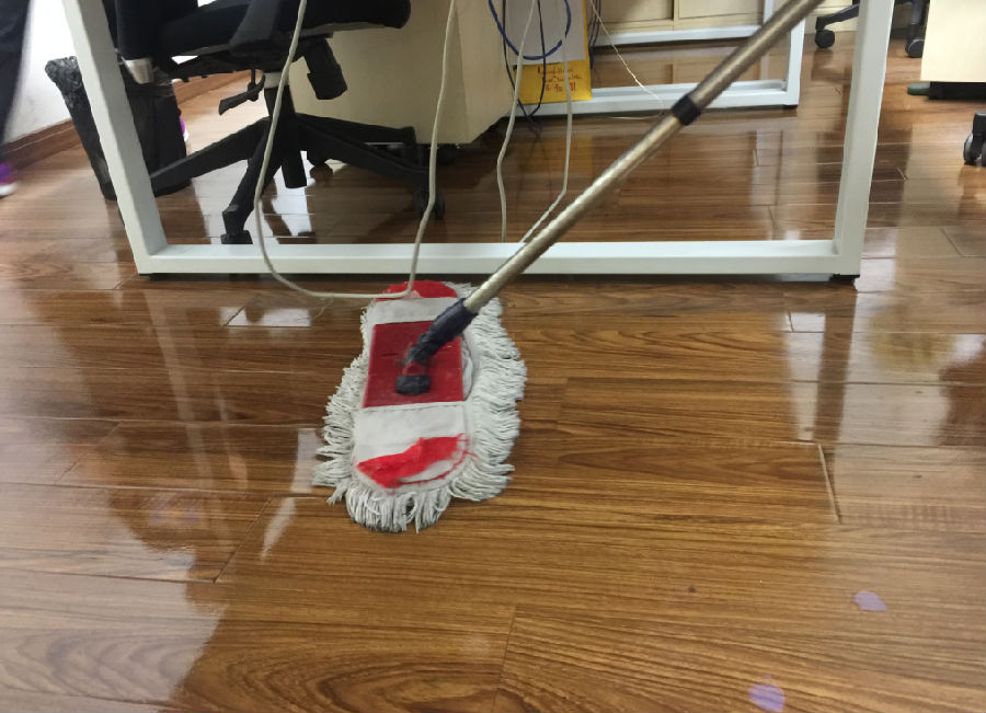 米林县木地板保洁案例